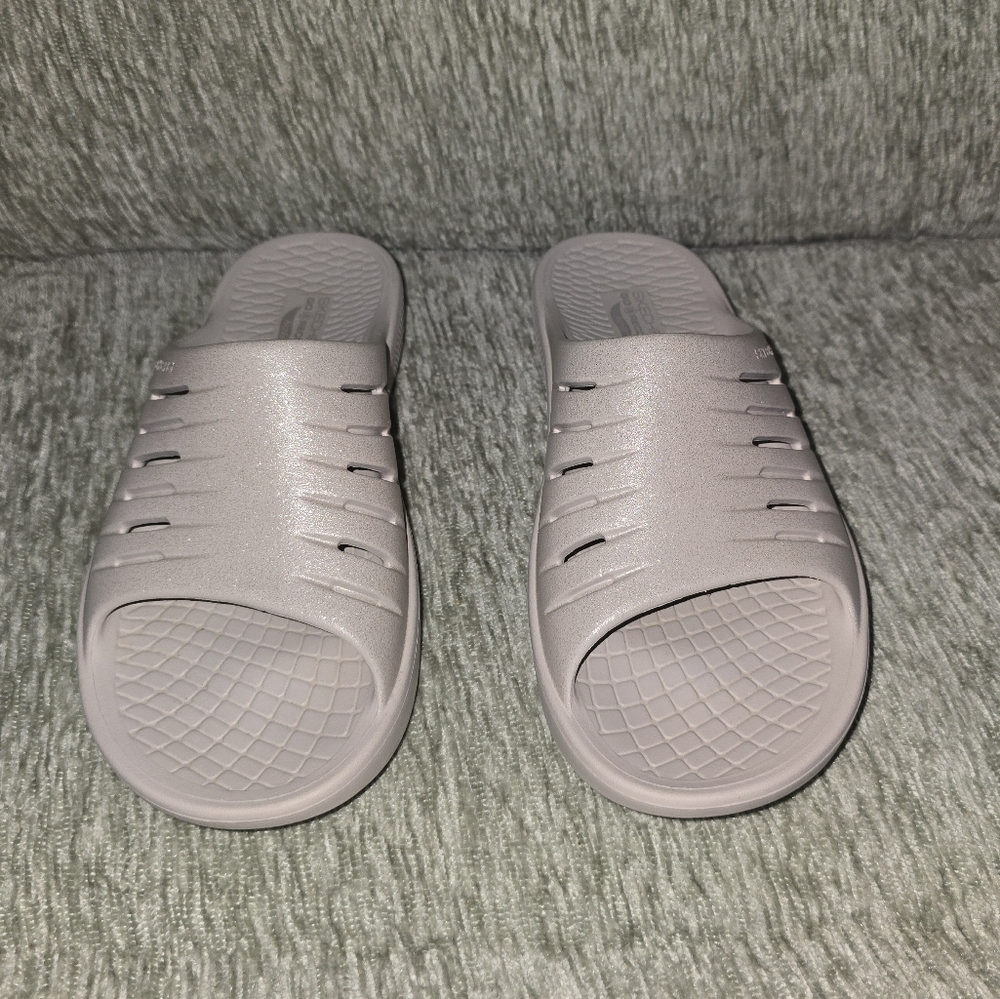 Skechers Go Recover Archfit Cream Sparkles W9 - Picture 3 of 9